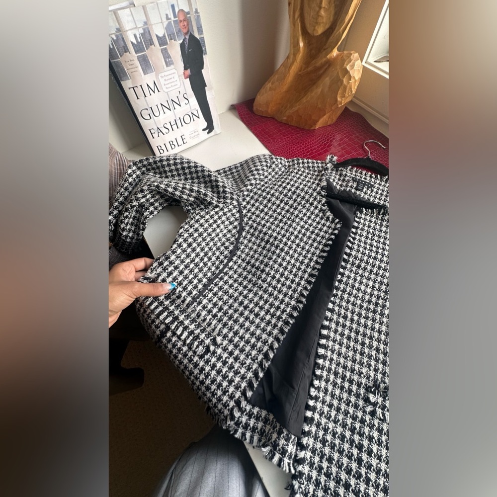 Houndstooth Tweed Jacket - Picture 3 of 9